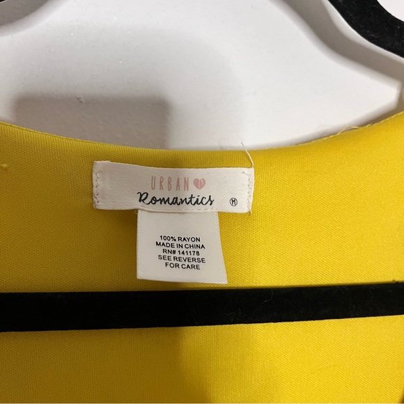 Midi Yellow Buttondown Floral Dress - Picture 6 of 6